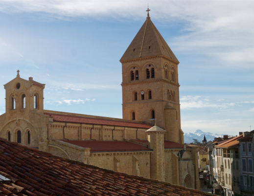 The Saint-Pierre collegiate church of Saint-Gaudens: on the Way of Saint James