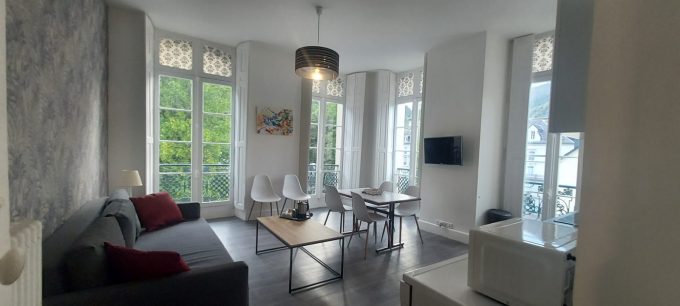 205-SALON-VUE-D-ENSEMBLE