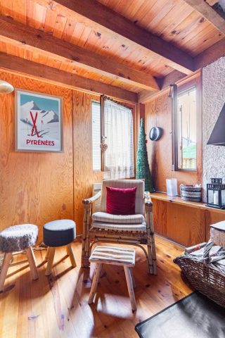 20742ae7-b75d-48c2-9d18-b4f614e9ce7d