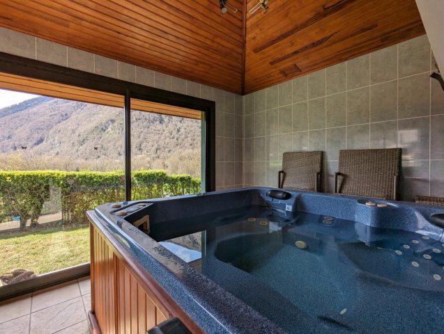 31G100024-5364ab46c2814c9b8e176e4d5cc9b4db