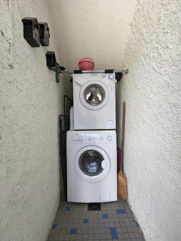 31G100024-72774797ba7f40f6b57cda14dc26fb1f