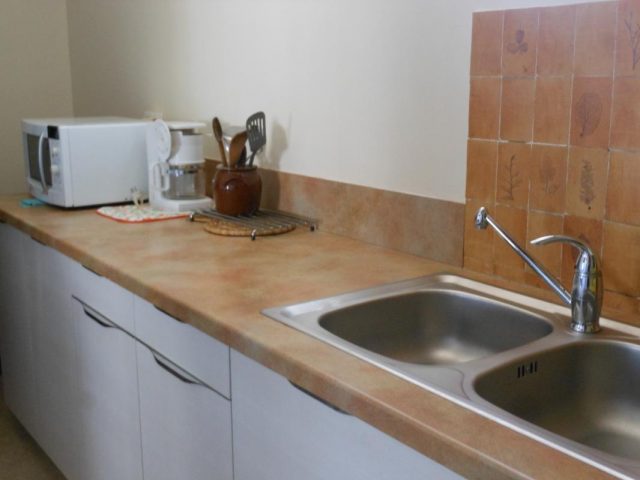 31G100084-4557447cccb64b1f91c0ae84cad9e2c1