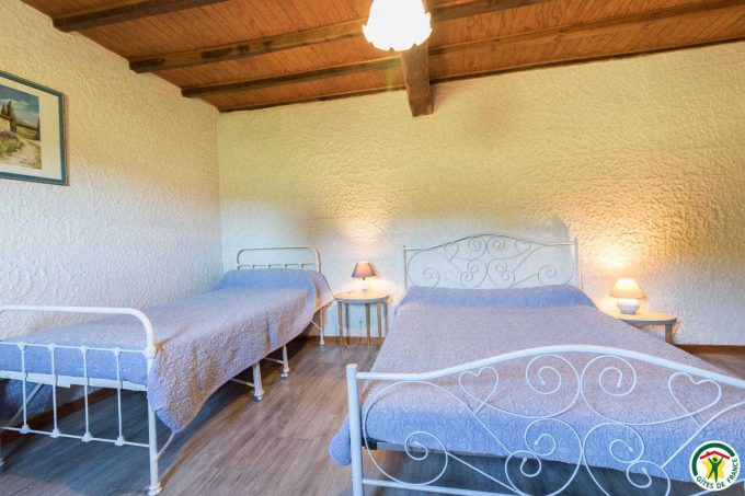 31G100135-a378f36ddd754c4aab5e34d6af6b1fbd