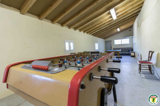 31G100135-b38279ab118a4c91b0016191aff2922b