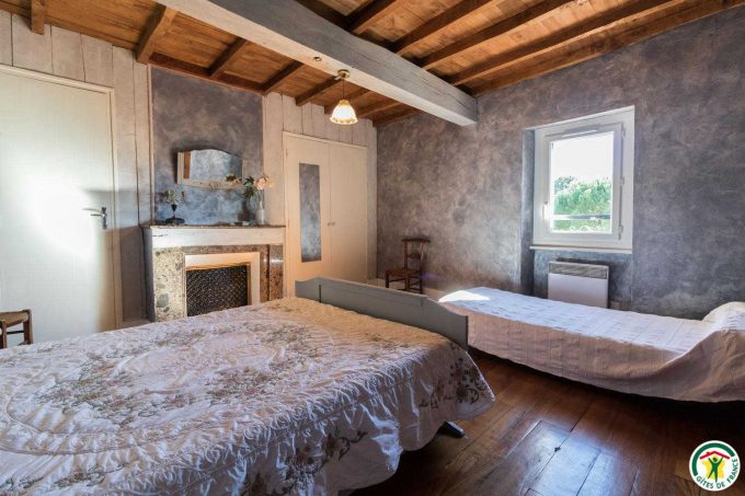 31G100135-fb89ecaa4c6b4d4bb2c3131ed87573dd