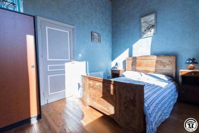 31G100211-0098149a96474acc8b927aa02793fe4c