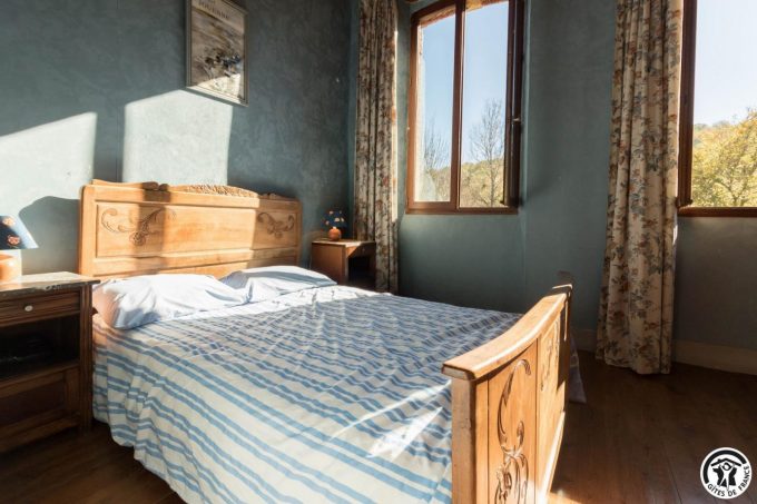 31G100211-2619f84e9a404c7994588902360cddf0