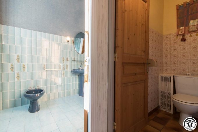 31G100211-a98d6a38b0ff4746b1b6a584b610088e