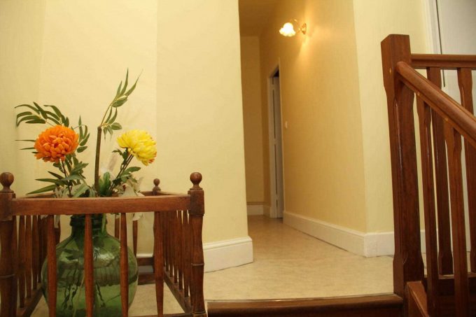 31G100242-423aa8e7d1794c62b6eeb1d8f98ad7d2