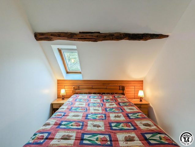 31G100245-0f73266f4e344749b8872f3caefb34e8