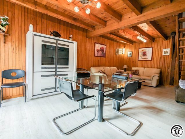 31G100245-15a2fade40d34b04ad81f0ce7805f4ca