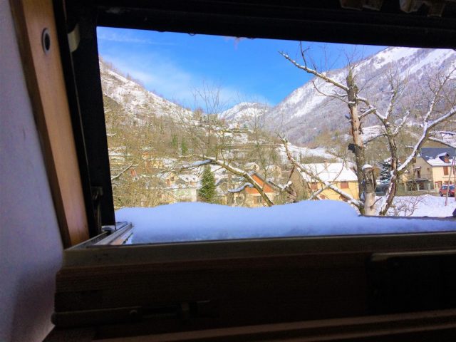 31G100245-261ab6a8b6ee4c48855516d26cc8ce53