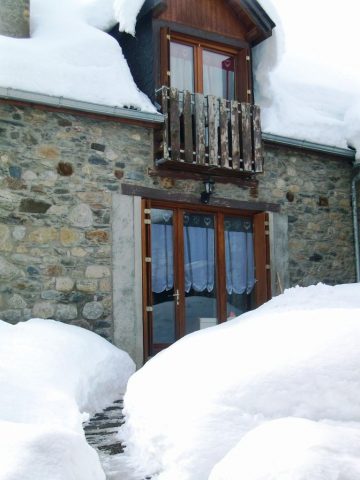 31G100247-28c74ebb03ba4ee3828da3b416df2b39