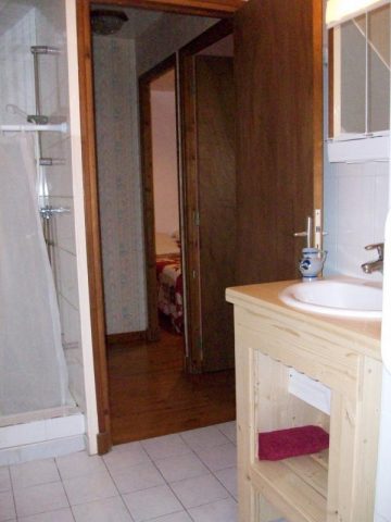 31G100247-425acc2cd0a74e08be093d3556bab49f