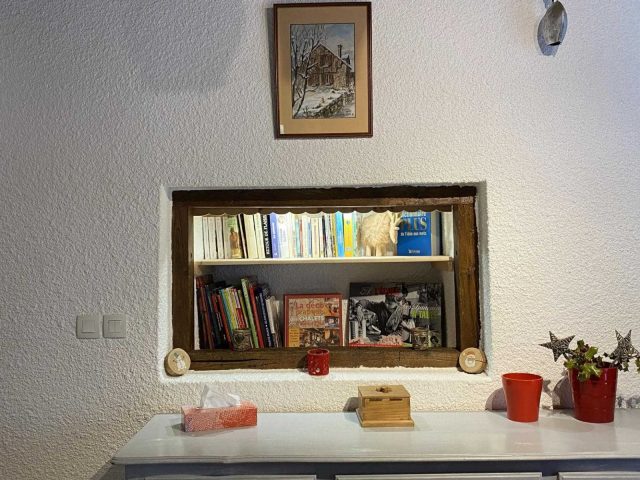 31G100247-49cc918827cb4d5588d77ff307a63419