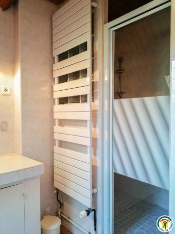 31G100251-138354e4706543a9a91616760f725d24