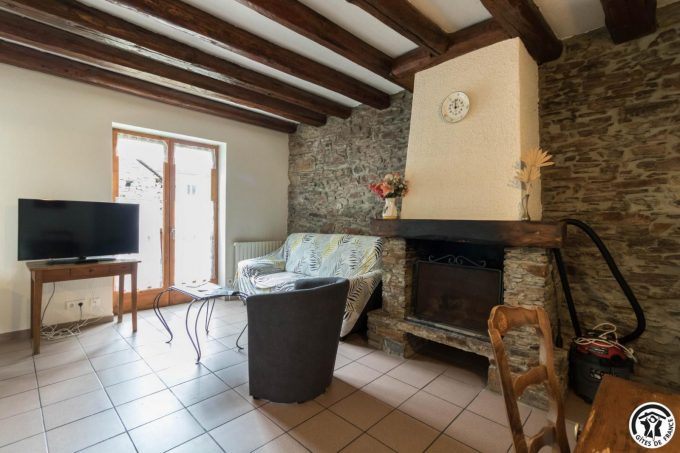 31G100251-30024ed8896e4121ab2fdce1e7441d0d