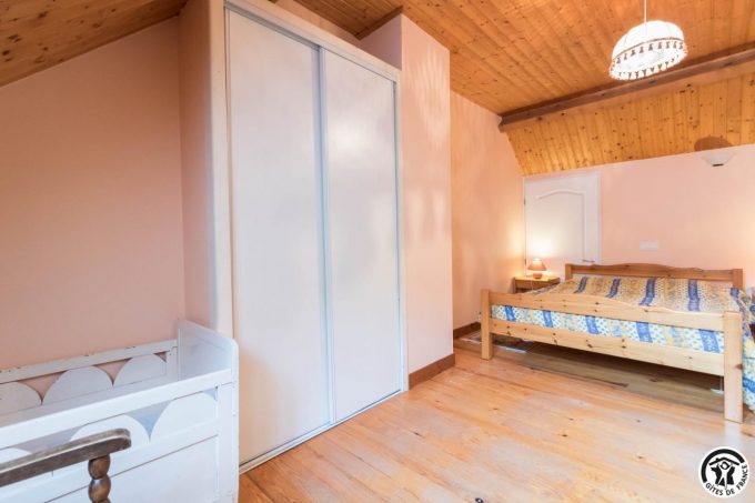 31G100251-620a7cf56fca4022a7ec1b0566352e14