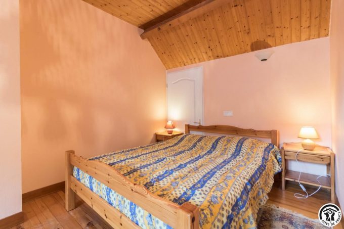 31G100251-90b9c02dba5a46a6bdff2a39cea16d40