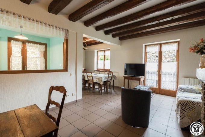 31G100251-a7a5c3f27fa74fec8ee002b633d727f2