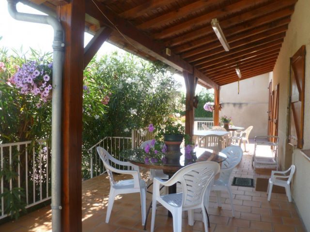 31G100253-d607284f62eb457982fd1ca7864613c0