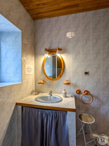 31G100254-19157f94dc554c38bf0c553b2f4803c2