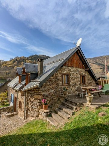 31G100254-4fed0d57c2ab4ab4ae5b66a2180931f6