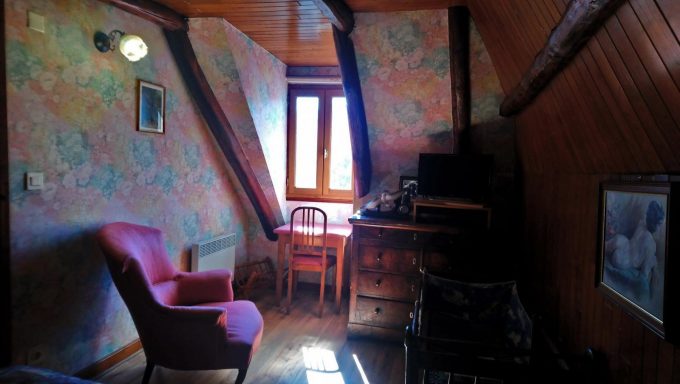 31G100263-1ac2fa7111984f6cb25c3557d1256faf