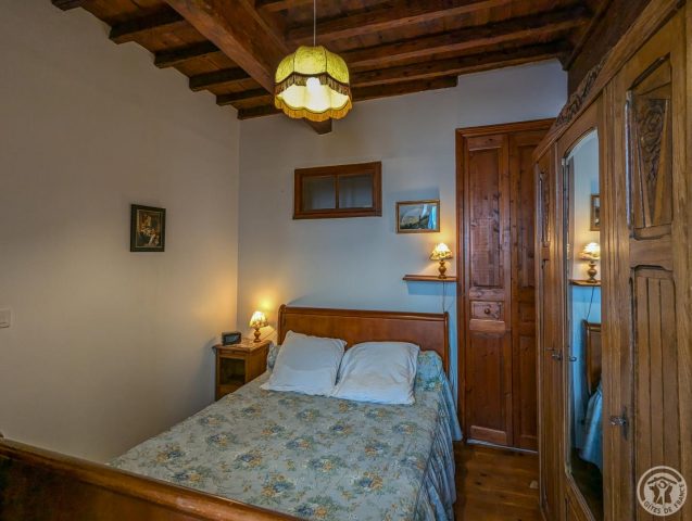 31G100263-b3888500ef3f4264b2dbd59e22866266