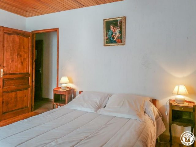 31G100264-1a7a3a550300477896c8aed79c610a64