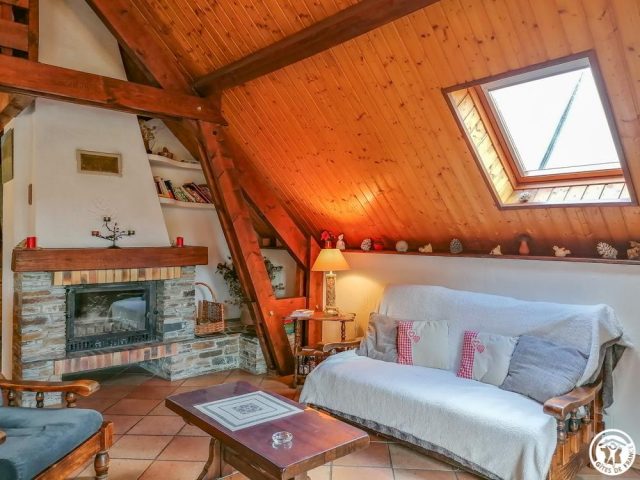 31G100264-3f948eafc82d47e99bc3827843ec6915