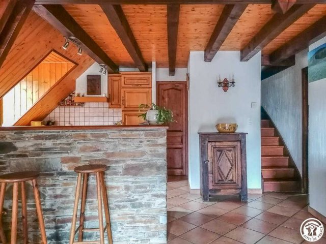 31G100264-7cfc6dbfb5584ff198de793ee75ca7b6