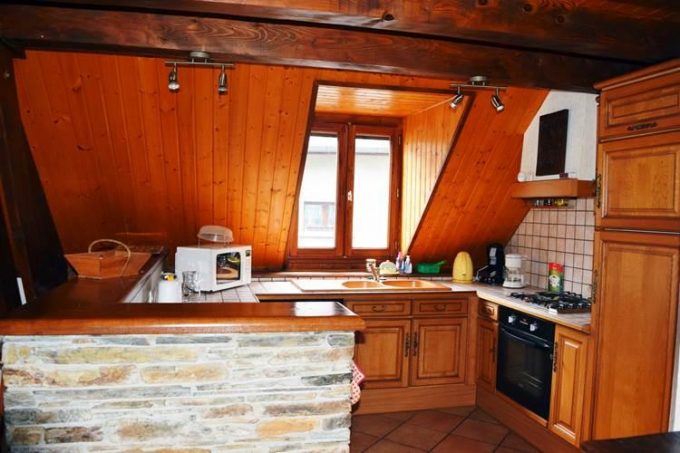 31G100264-91ed880544874a33a090cf9a7452b6da