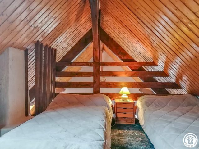 31G100264-989217c1714a471a9bc368861e76ee56