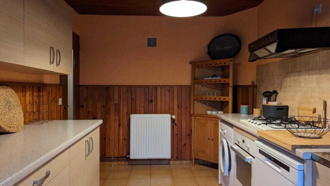 31G100288-10a31c578987479aadabd34435cd0661