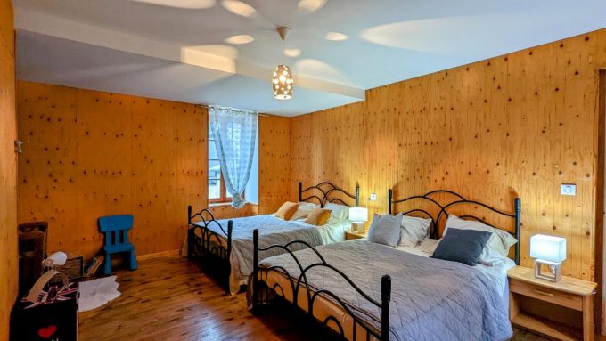 31G100288-67b076e6b77243eb9ccb0b835c8d3e31