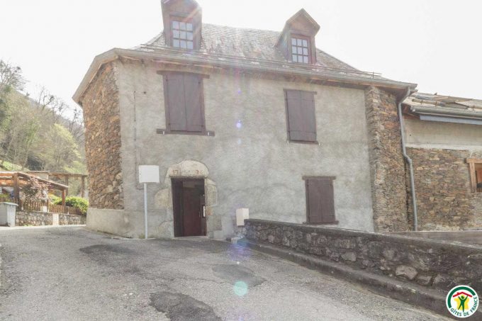 31G100288-b7ee6a10cf4b4dc1ac77f7b7ea3ba004