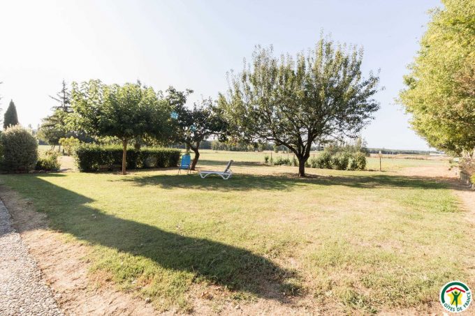 31G100307-00e78a84c79b489fb4d53feb629a398d