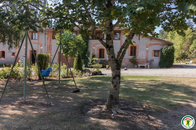 31G100307-6fb0c322d70e4b9ab2cac5949deaa6ae