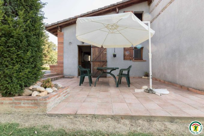 31G100307-a7721dc6685f4d3c8d0c3d45e510ba3a