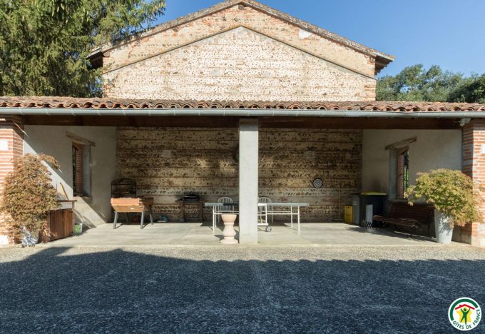 31G100307-b4525116236b4047b6a4191198bf7bca