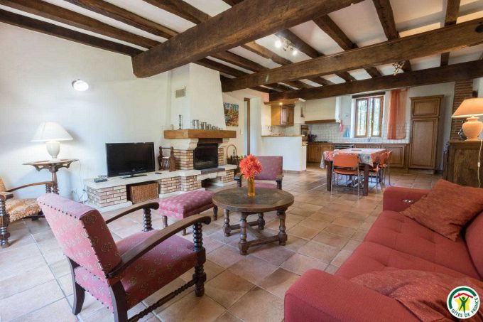 31G100307-ce7480003ce9437ca3014d98f52a70eb