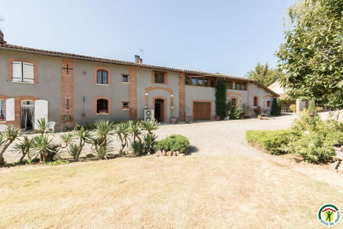 31G100307-da6c1c54dcf448ab85a80587f9bb915b