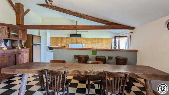 31G100310-96077e3a6464492eaec43186da69cf9c