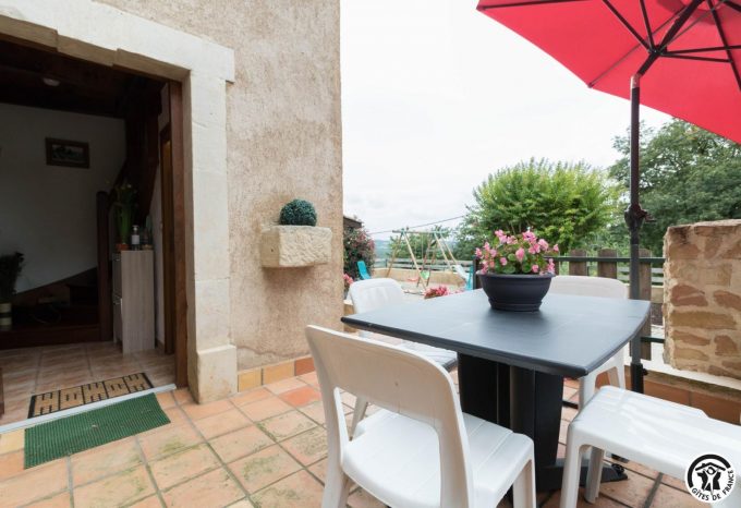 31G100342-44736bce2b6e4eb79f84265855d9ab25