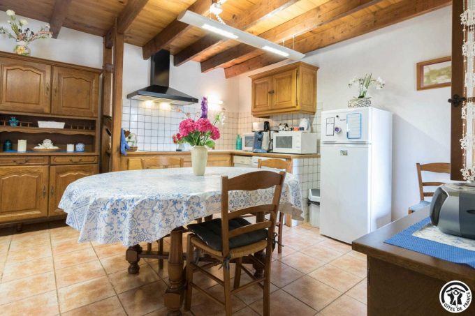 31G100342-aab1197ba37e407b88b7ef4ffdc68e5c