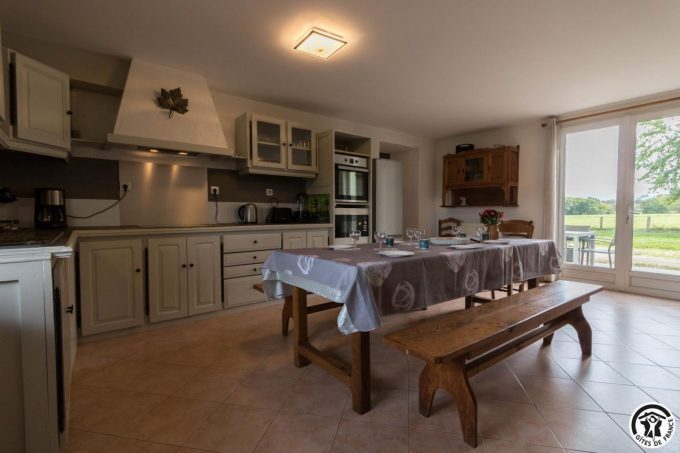 31G100344-32fb64548dd74a4894d4b0663b8dc6c1