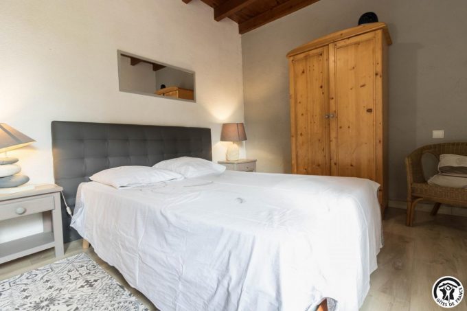 31G100344-7faf2927e10e4a3ba44ac0a59b3d8e22