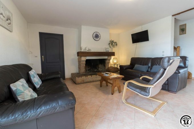 31G100344-c852f08d6d9a45549d21d6ddb49657fc