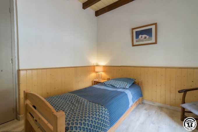 31G100344-dce33972fc134d60b0571348a878ce5f